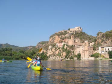 Birding by canoe on the River Ebro