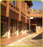 La Casa Ecològica - A lonely village overlooking the river Ebro