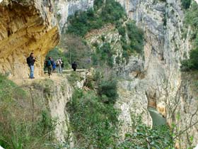 Mont-rebei - Near Colomera cave